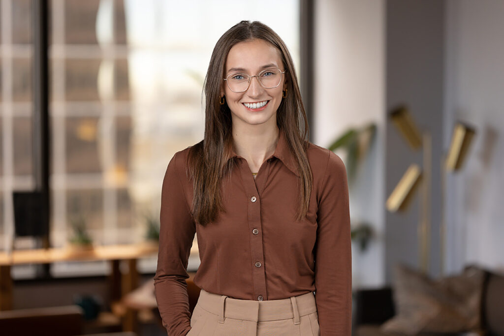 What to Wear for Professional Headshots in Connecticut